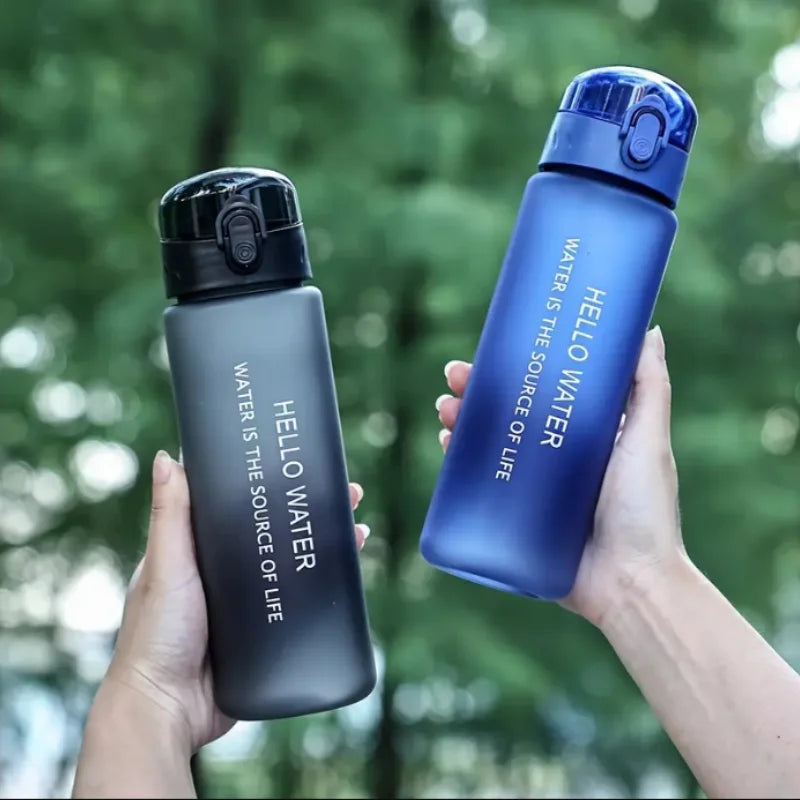 Convenience water bottle, high-quality PC material (600 ml)