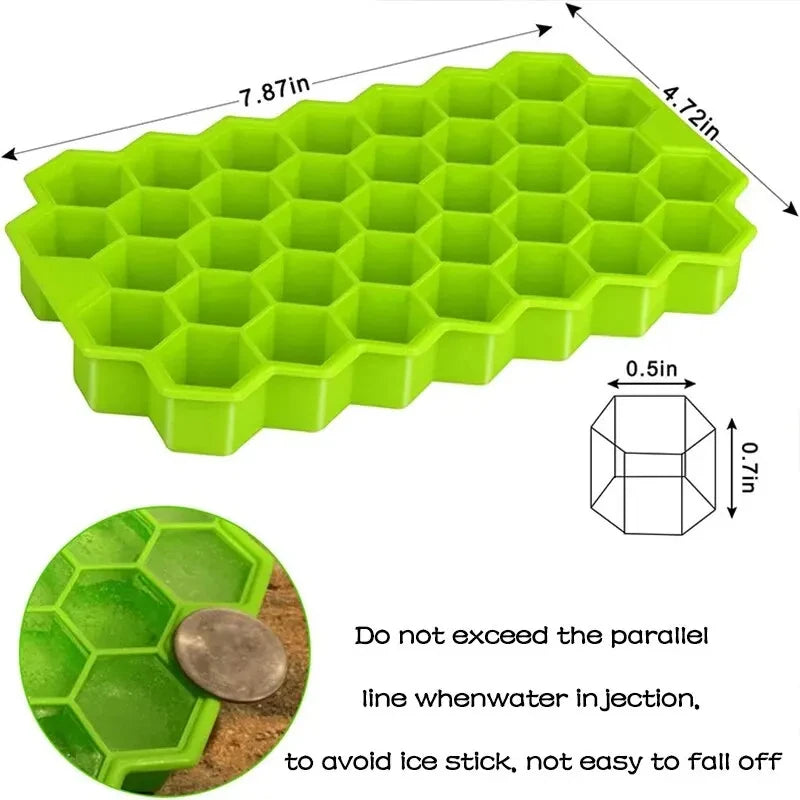 Honeycomb ice cube tray