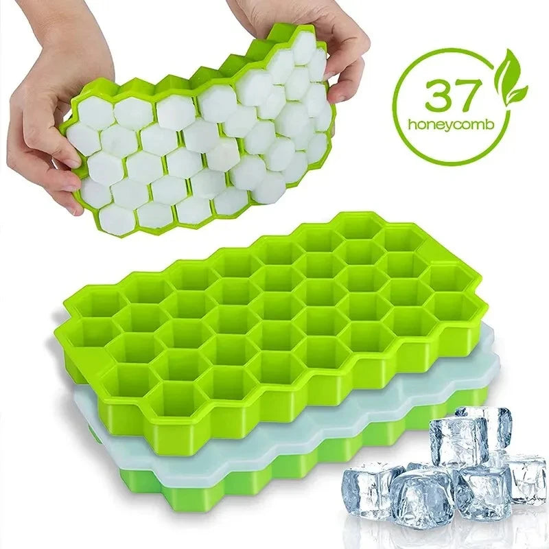 Honeycomb ice cube tray