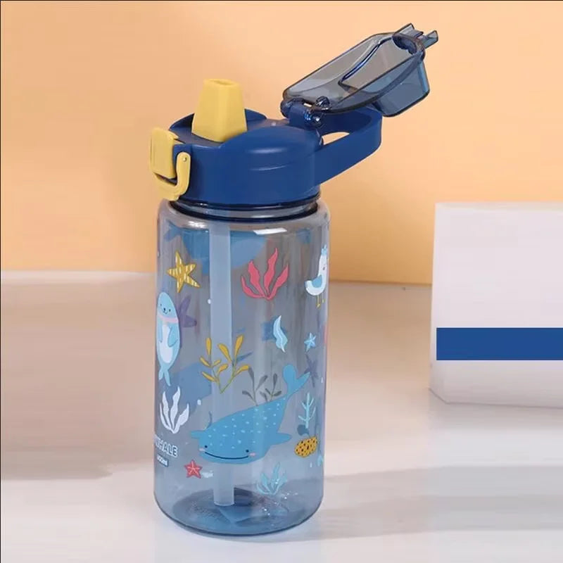 Cute mug with a straw, for outdoor recreation, camping and traveling (600ml)